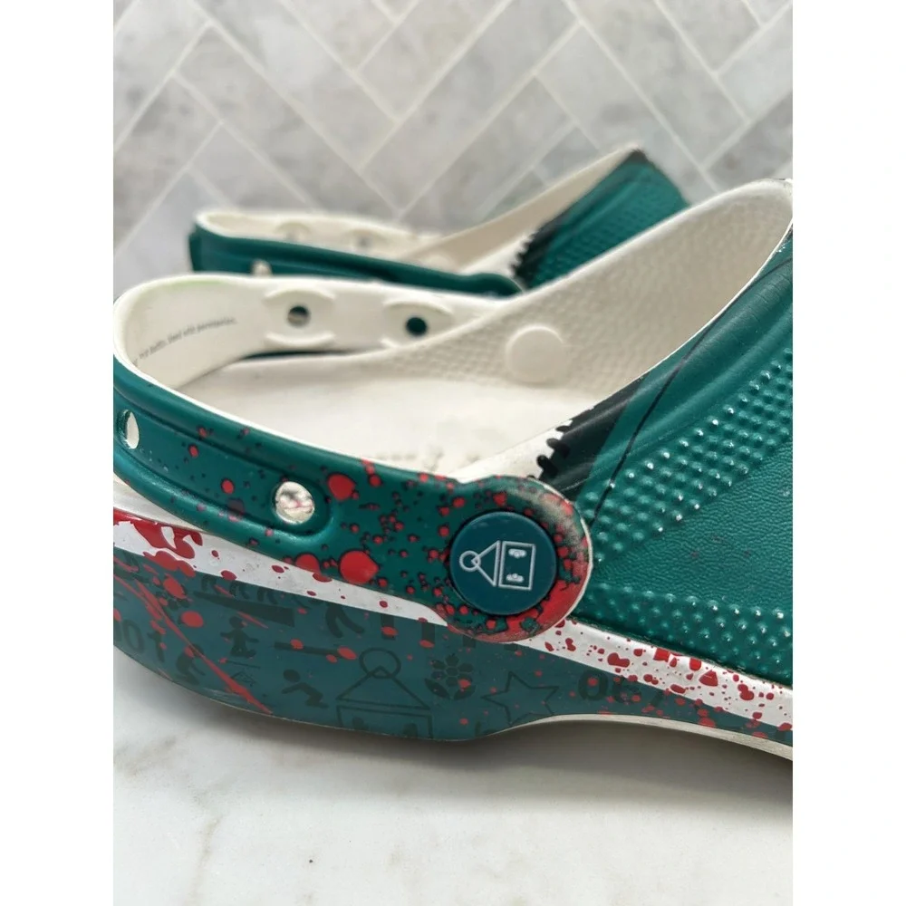 Crocs Classic Clog Squid Game Mens Size‎ 9 Green Shoes Slip On Sandals